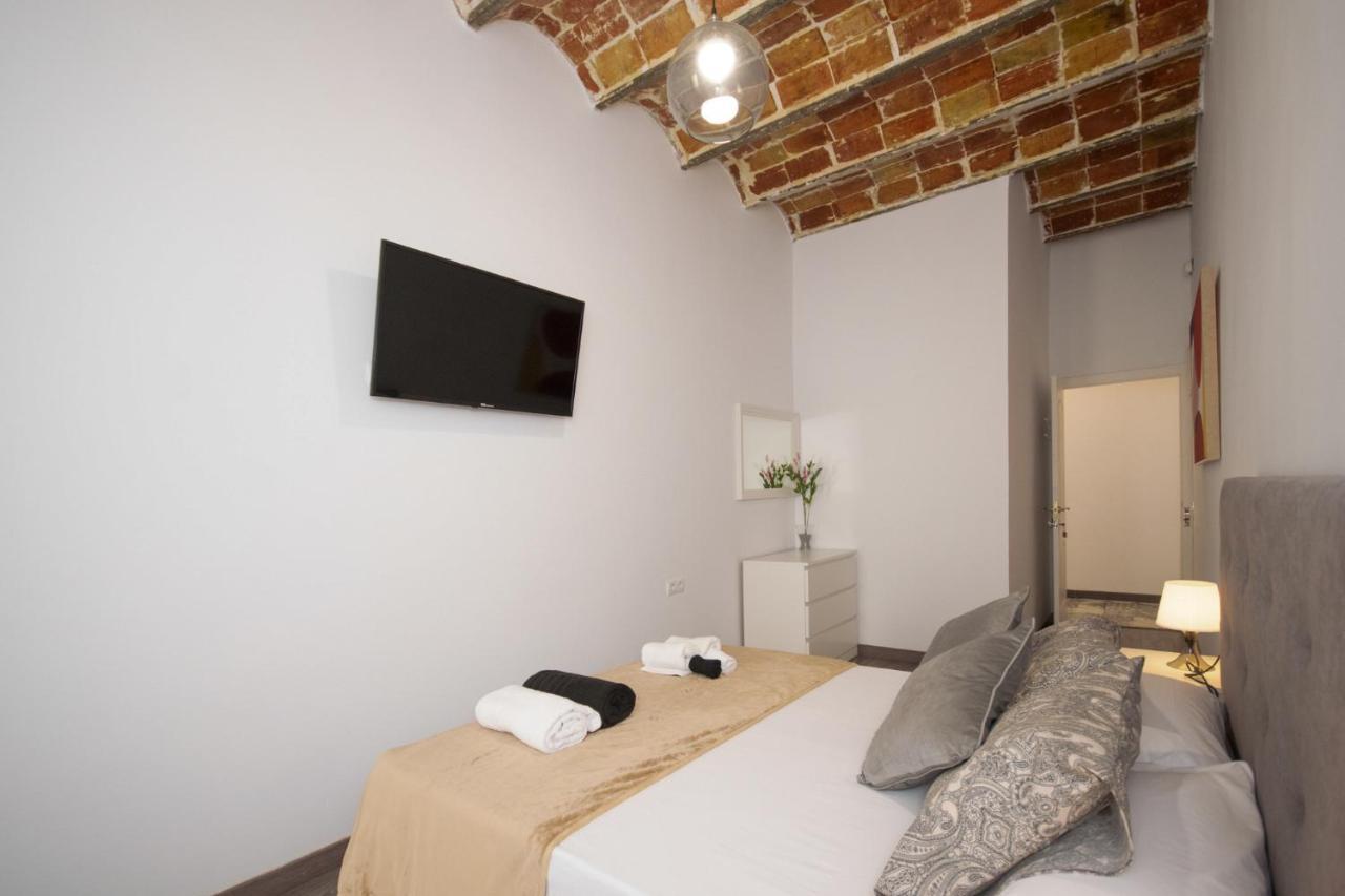 Apartahotel Casa Batito L'Hospitalet de Llobregat Exteriör bild